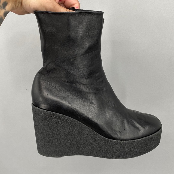 Robert Clergerie Women’s Black Leather Platform Wedge Boots Size 10 Sleek Ankle - Picture 1 of 15